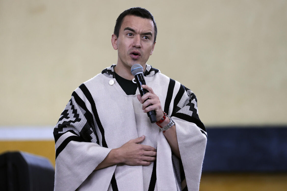 Ecuador rechaza en referéndum reformas constitucionales de Noboa