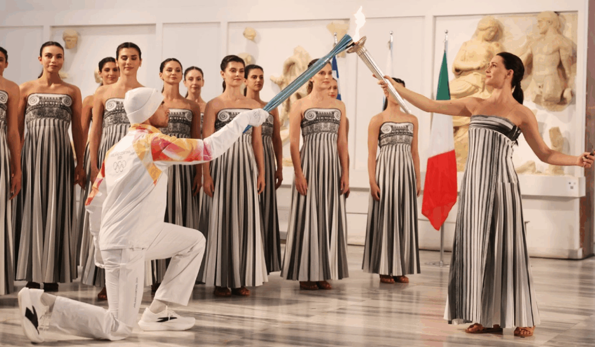 Inicia el recorrido de la antorcha hacia los Juegos Olímpicos 2026