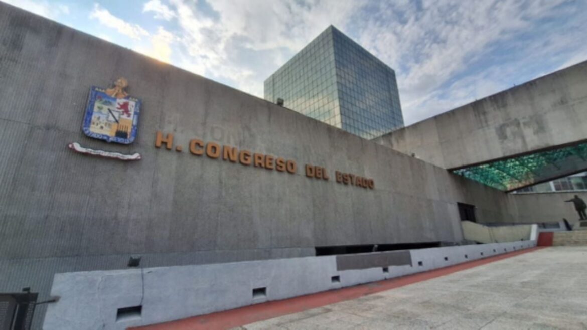 Movimiento Ciudadano alerta riesgo a obras clave en presupuesto NL 2026