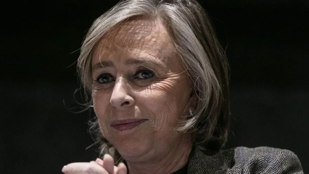 FGR niega parcialidad en caso de pensión de Pemex a Casar