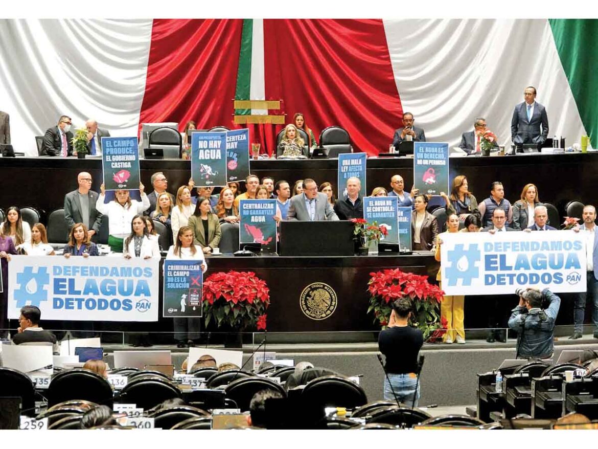 Diputados aprueban nueva Ley de Aguas pese a rechazo campesino