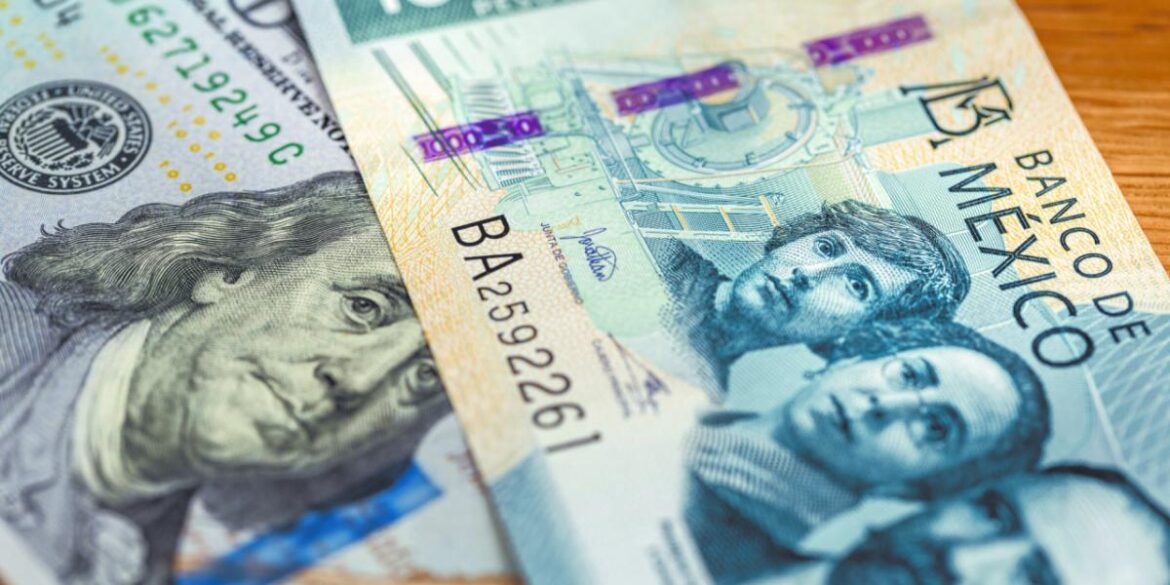 Peso mexicano marca máximo anual tras recorte de tasas de la Fed