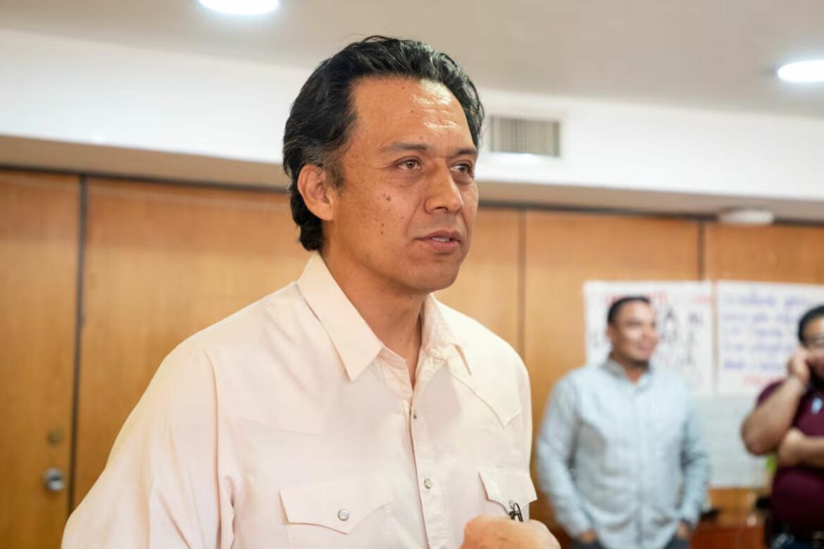 Marx Arriaga deja la SEP tras cuatro días de protesta interna