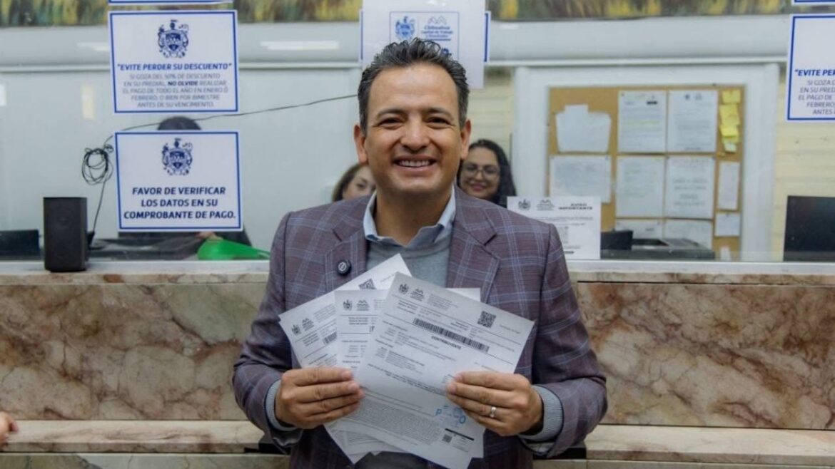 Alcalde de Chihuahua destituye a funcionario por misoginia