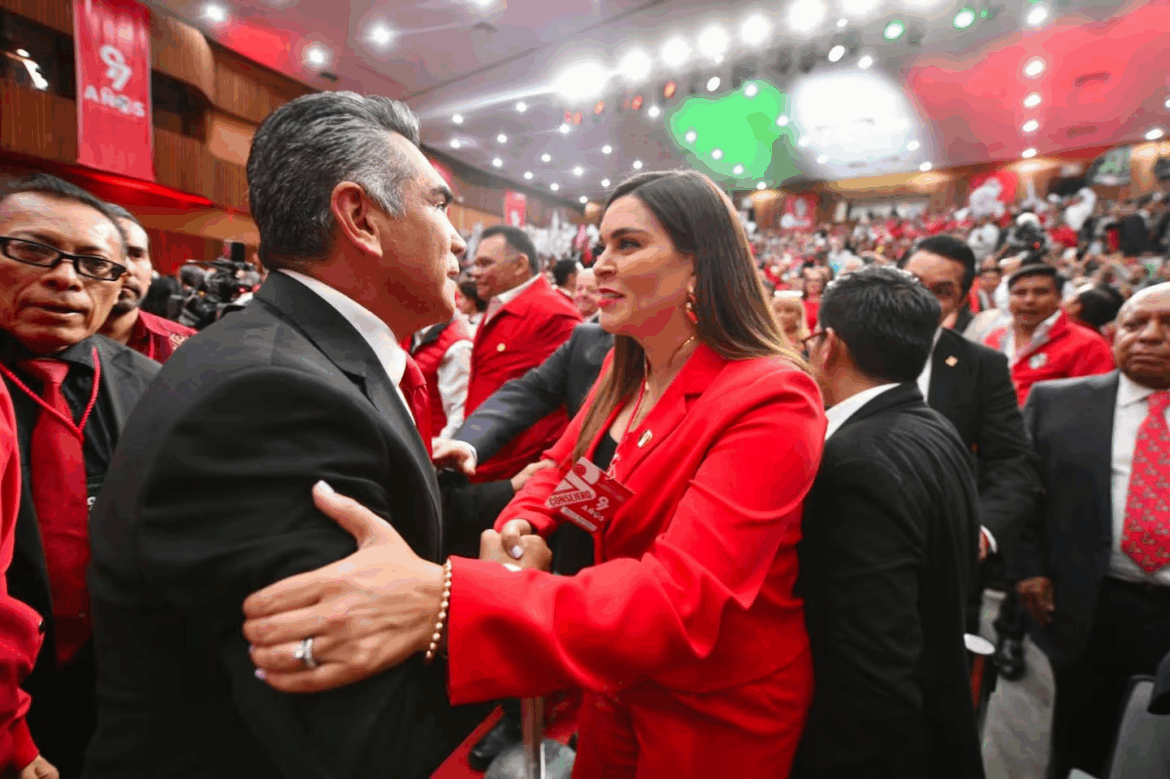 PRI pide coalición con PAN y MC para frenar a Morena en 2027