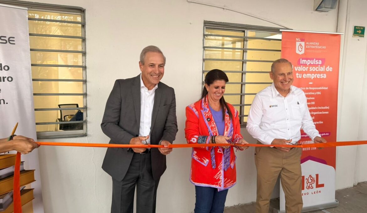 Banco BASE y Nuevo León inauguran tercera aula tecnológica
