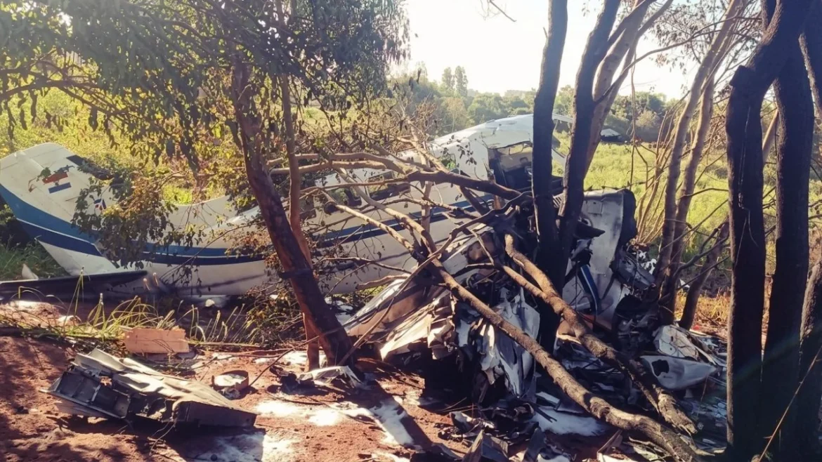Accidente aéreo en Paraguay: un muerto y robo de millones