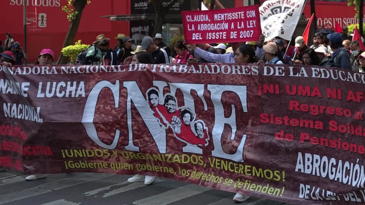 SEP y Gobernación reanudan diálogo con CNTE sobre demandas docentes