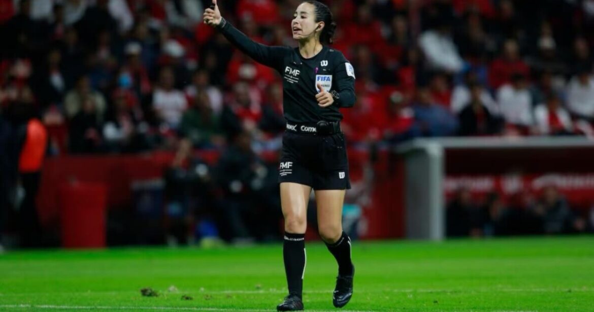 Katia Itzel, primera árbitra mexicana en Mundial varonil 2026