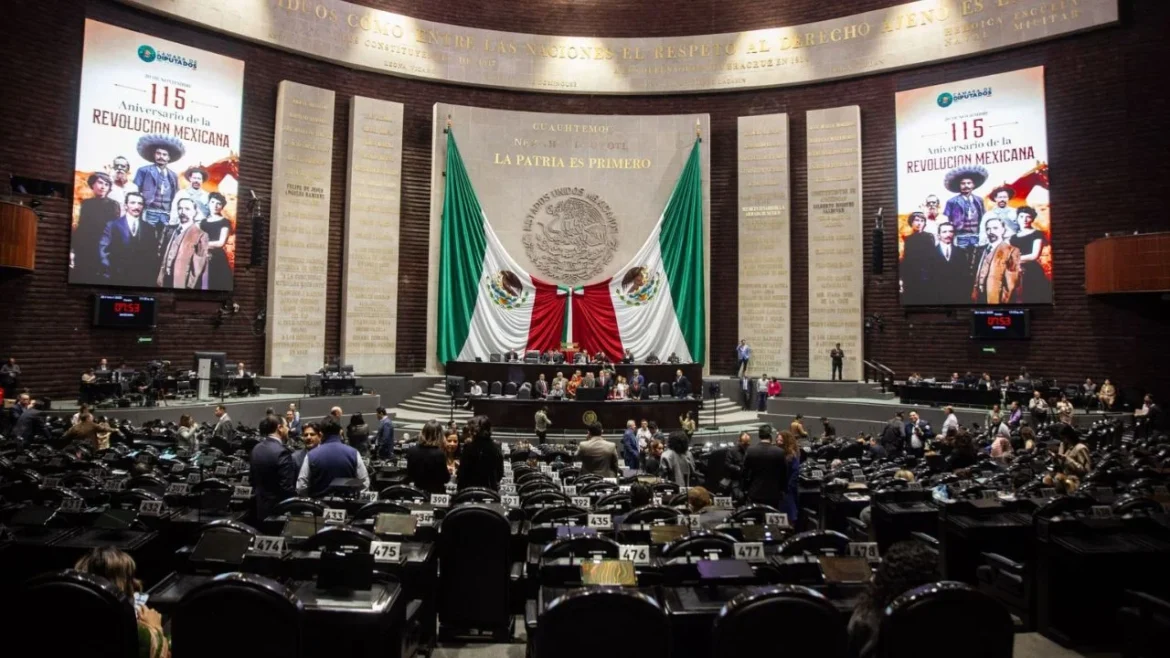 Diputados evalúan citar a Semarnat y Pemex por derrame en el Golfo