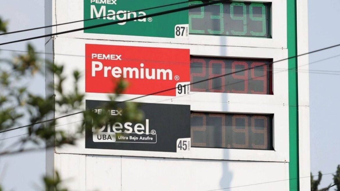 Gobierno extiende tope de 24 pesos al litro de gasolina hasta 2027
