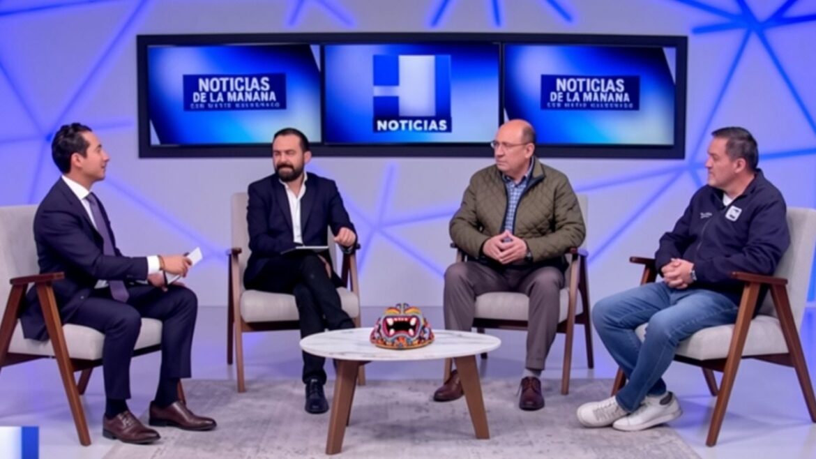 PRI, PAN y Morena debaten regulación de redes sociales en México