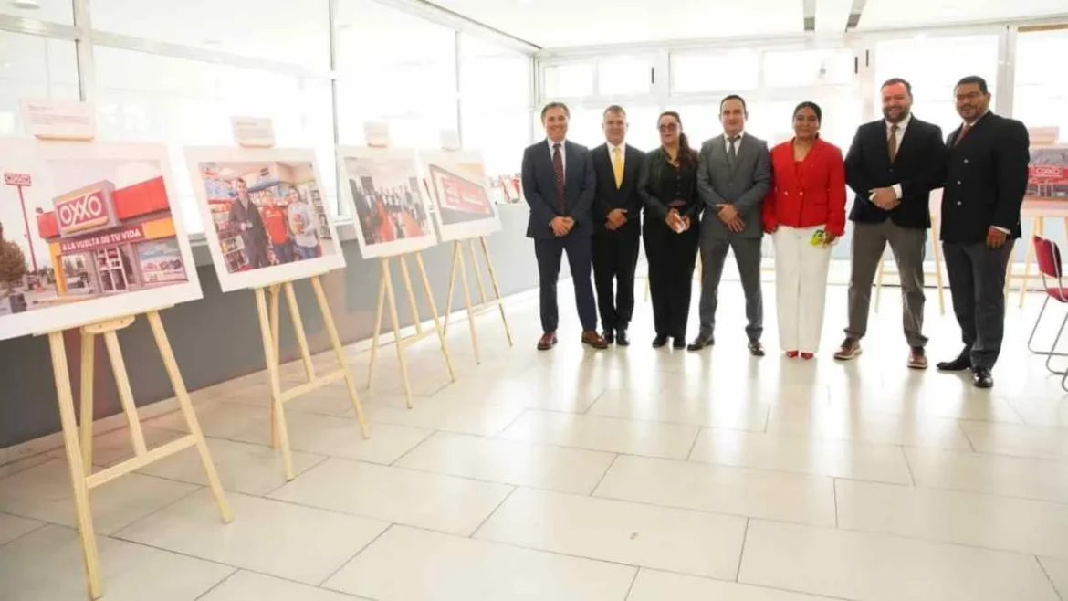 OXXO exhibe su historia y labor social en Gustavo A. Madero