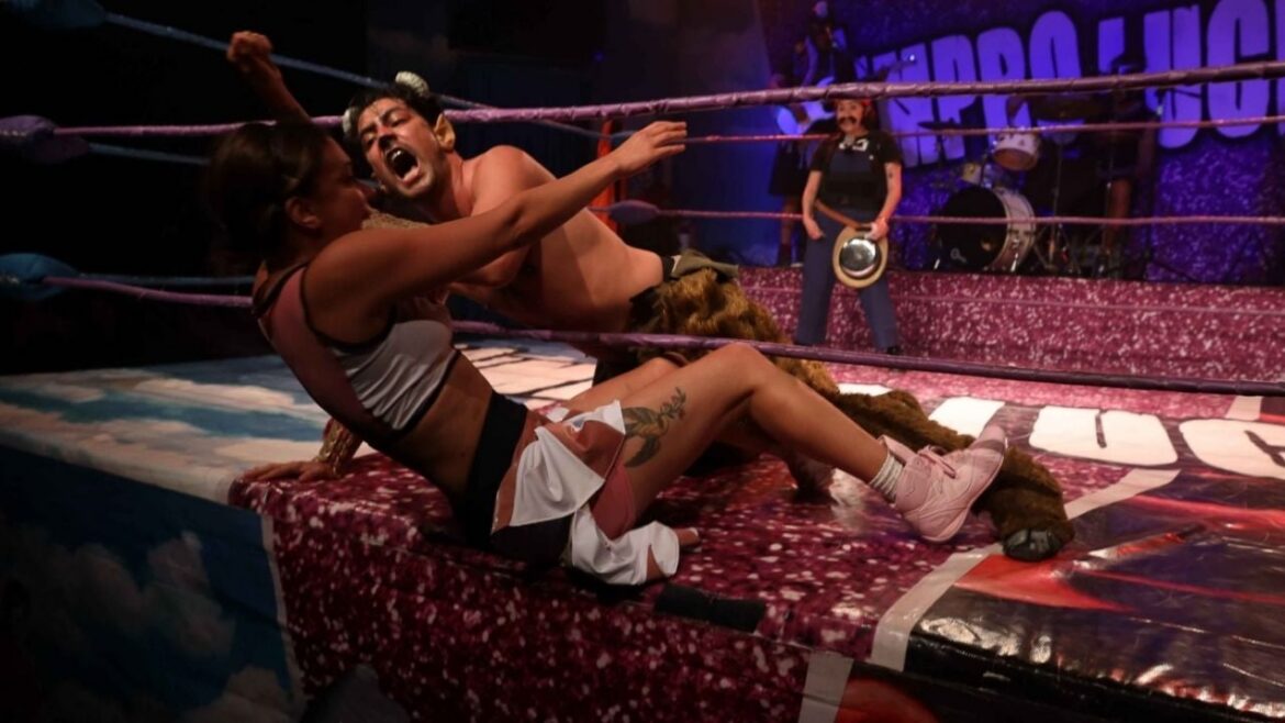 La Impro Lucha celebra 20 años de teatro e improvisación en CDMX
