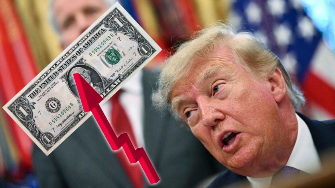 Peso mexicano cae ante dólar por tensiones globales y alza de tasas