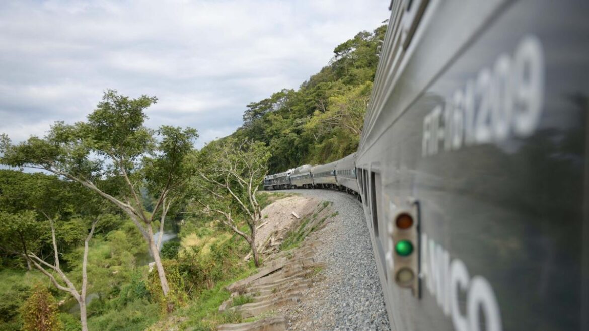 Sheinbaum: corrección de curvas del Tren Interoceánico llevará años